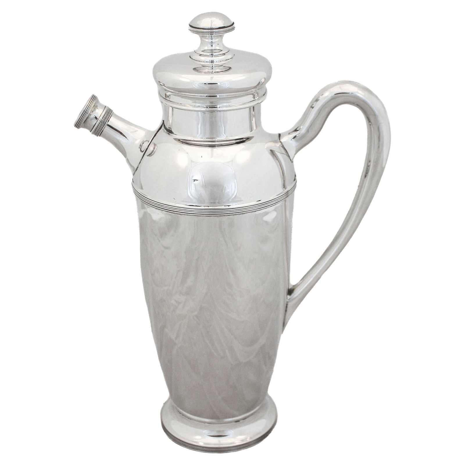 1950s American Sterling Silver Bar Cocktail Mixer Mid-Century Modern Design: 1950s American Sterling Silver Bar Cocktail Mixer Mid-Century Modern Design This American mid-century cocktail shaker is crafted from sterling silver and dates to the 1950s. Featuring a sleek, minimal