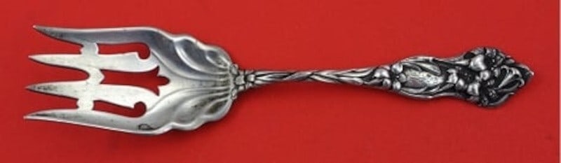 Watson Lily Sterling Silver 6" Beef Fork Monogrammed Heirloom: Watson Lily Sterling Silver 6" Beef Fork Monogrammed Heirloom This exquisite serving fork is part of the Lily pattern by Watson, crafted from fine sterling silver. Measuring 6 inches in length, this h