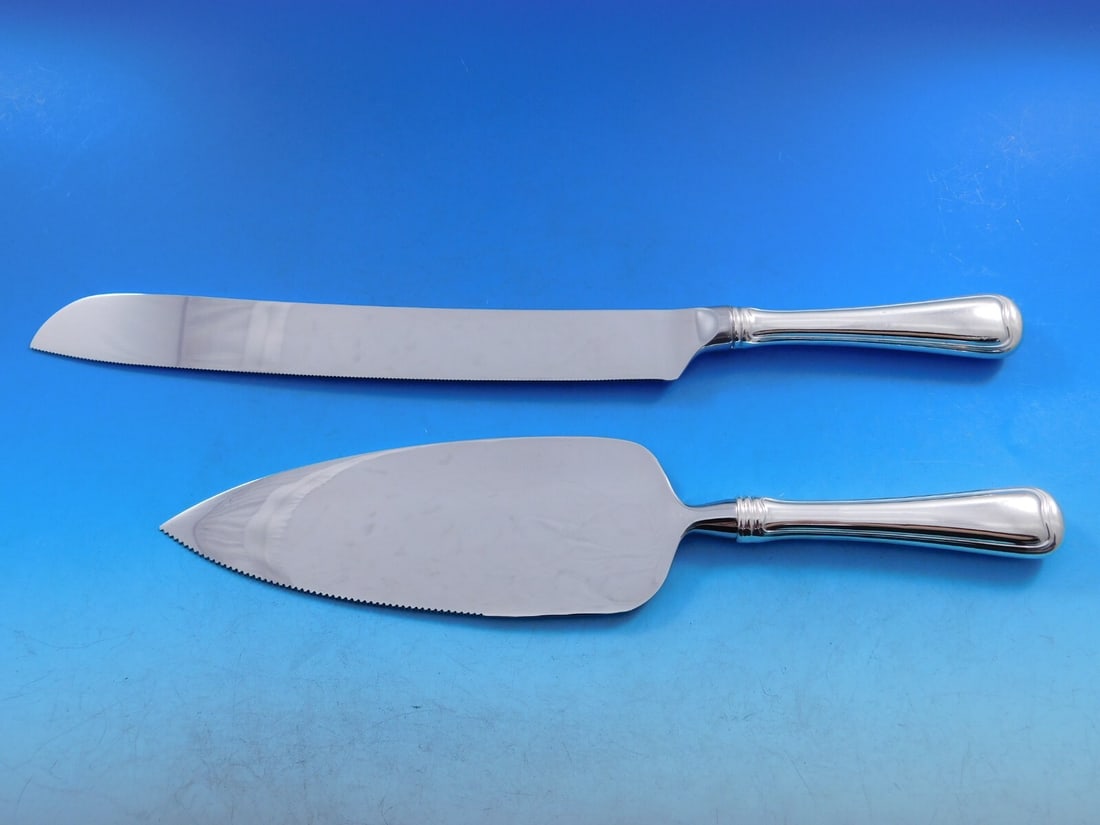 Gorham Old French Sterling Silver Wedding Cake Set 2pc Custom: Gorham Old French Sterling Silver Wedding Cake Set 2pc Custom Enhance your dining experience with this exquisite Old French by Gorham Sterling Silver Wedding Cake Set, a beautifully crafted 2-piece se