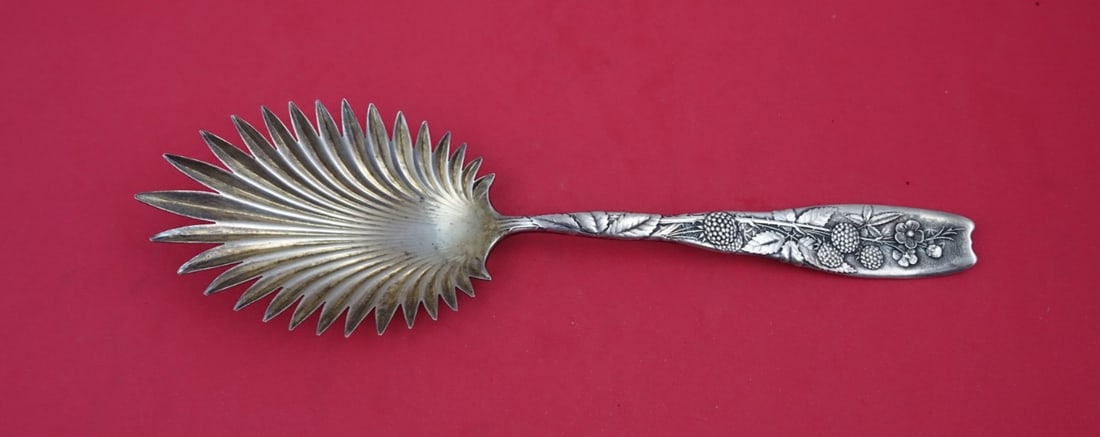 Whiting Berry Sterling Silver Macaroni Server 9 3/4" with Black Raspberries: Whiting Berry Sterling Silver Macaroni Server 9 3/4" with Black Raspberries This exquisite macaroni server from the Berry pattern by Whiting showcases a beautiful design featuring black raspberries an