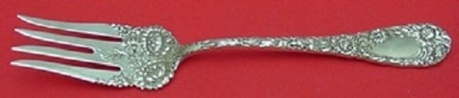 Durgin Chrysanthemum Sterling Silver Fish Fork 7 3/8 Inch Heirloom: Durgin Chrysanthemum Sterling Silver Fish Fork 7 3/8 Inch Heirloom This exquisite fish fork from Durgin, part of the elegant Chrysanthemum pattern, showcases the craftsmanship of sterling silver flatw