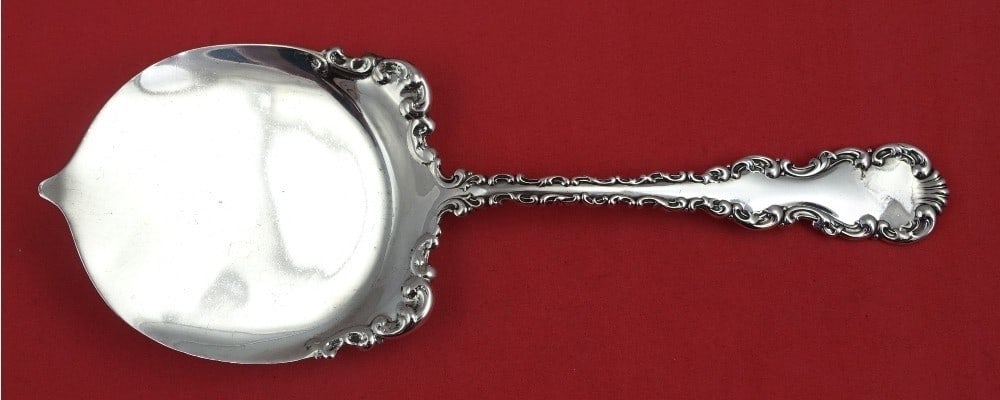 Whiting Gorham Louis XV Sterling Silver Buckwheat Server 8 Inch: Whiting Gorham Louis XV Sterling Silver Buckwheat Server 8 Inch This exquisite Louis XV Buckwheat Server, crafted by Whiting-Gorham, showcases the elegant design characteristic of the Louis XV pattern