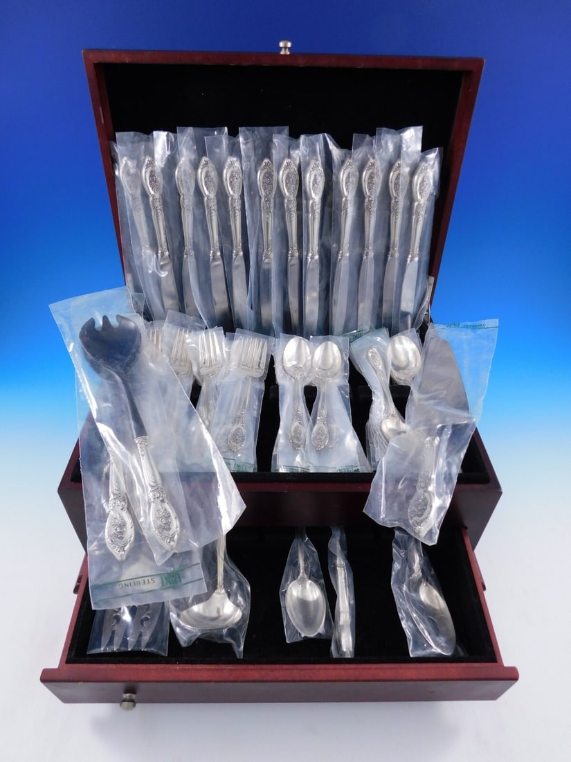 Lunt Rose Elegance Sterling Silver Flatware Set 68 pcs for 12 Unused: Lunt Rose Elegance Sterling Silver Flatware Set 68 pcs for 12 Unused Introducing the Rose Elegance by Lunt Sterling Silver Flatware Set, a stunning collection perfect for entertaining guests or enhanc