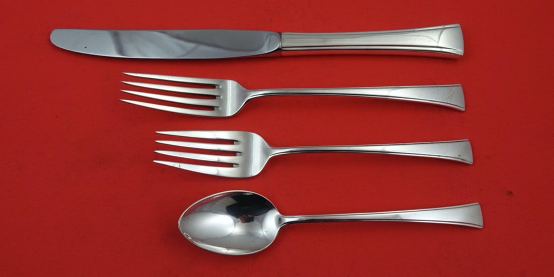 International Silver Tranquility 4-Piece Sterling Silver Place Setting: International Silver Tranquility 4-Piece Sterling Silver Place Setting Enhance your dining experience with this elegant 4-piece place setting from the Tranquility pattern by International Silver. Craf