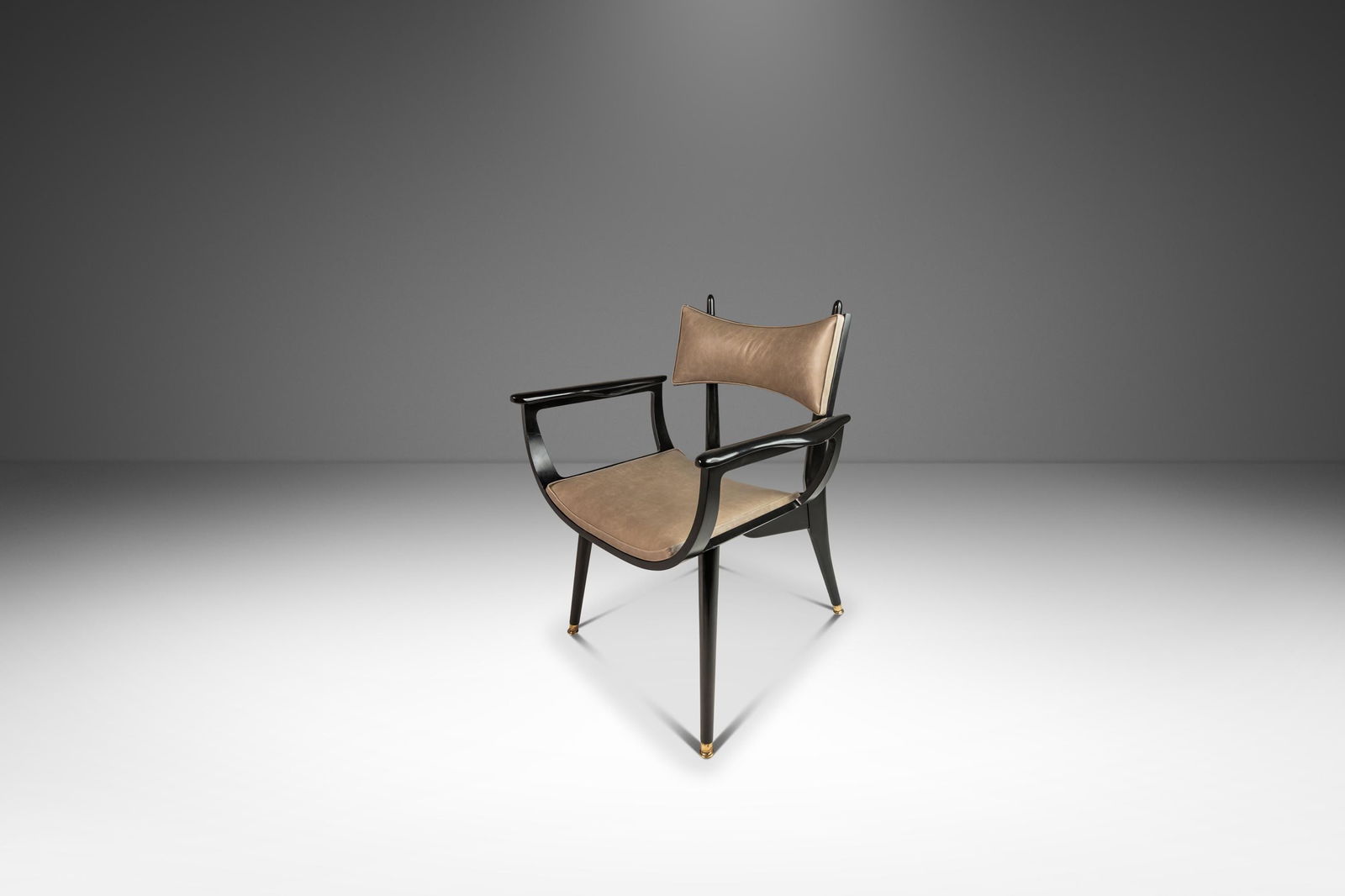 Rare Harold Schwartz Horn Armchair in Ebonized Maple Leather Brass 1960s: Rare Harold Schwartz Horn Armchair in Ebonized Maple Leather Brass 1960s Discover the rare Mid-Century Modern "Horn" armchair, a stunning design by Harold Schwartz for Romweber, USA, from the 1960s. T