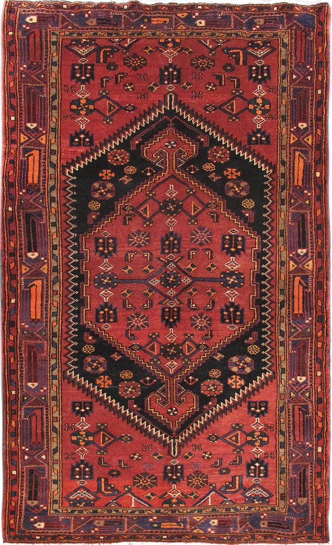 Tribal Persian Hamadan Handmade Area Rug 4.9 x 8.1 Iran Wool: Tribal Persian Hamadan Handmade Area Rug 4.9 x 8.1 Iran Wool Free continental US Shipping Enhance your living space with this exquisite 4.9 x 8.1 Tribal Persian Hamadan Handmade Rug, a stunning repres