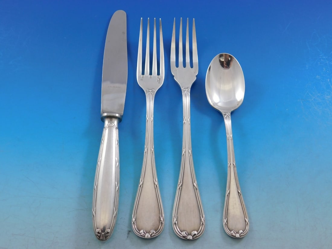 Rubans by Christofle Silverplate Flatware Set 50 Pcs France Bow & Ribbon: Rubans by Christofle Silverplate Flatware Set 50 Pcs France Bow & Ribbon Discover the elegance of the Rubans by Christofle Silverplate Flatware Service Set, a stunning 50-piece collection made in Fran