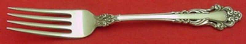 Reed and Barton Grande Renaissance Sterling Silver Fork 7 3/8 Inch: Reed and Barton Grande Renaissance Sterling Silver Fork 7 3/8 Inch This exquisite Grande Renaissance fork by Reed & Barton is crafted from high-quality sterling silver. Measuring 7 3/8 inches in lengt