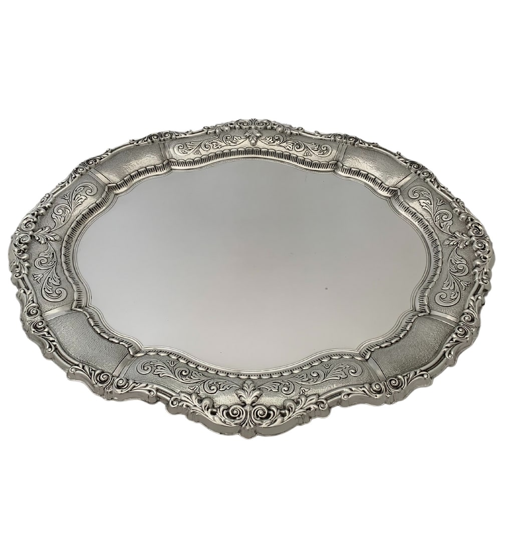Large 21 Inch Handmade 925 Sterling Silver Leaf Applique Serving Tray: Large 21 Inch Handmade 925 Sterling Silver Leaf Applique Serving Tray This fine large oval serving tray is crafted from .925 sterling silver, showcasing exquisite handmade leaf applique chased designs