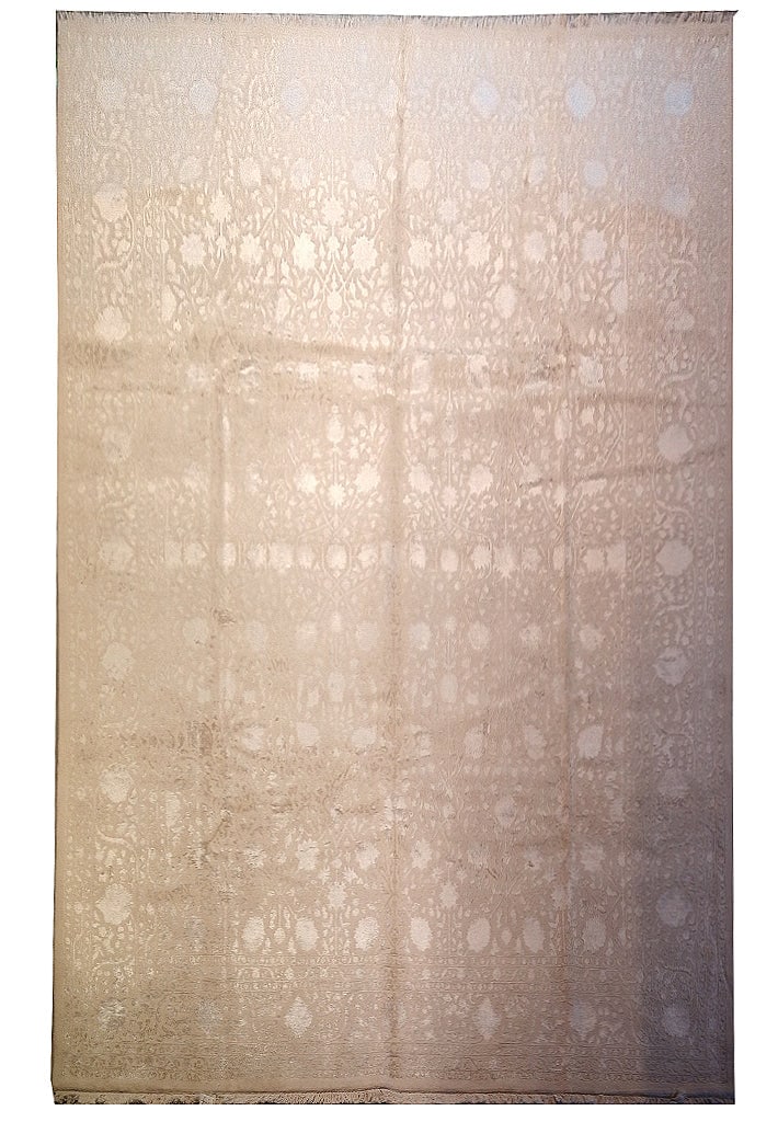 9 x 12 Hand-Knotted Neutral Wool and Silk Fancy Rug India: 9 x 12 Hand-Knotted Neutral Wool and Silk Fancy Rug India Free continental US Shipping Enhance your living space with this exquisite 9 x 12 Neutral Wool and Silk Fancy Rug, meticulously hand-knotted i