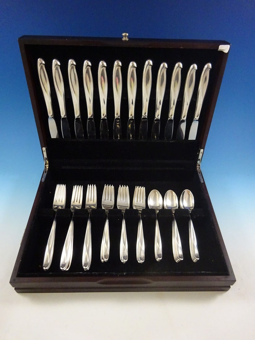 Reed and Barton Silver Sculpture Sterling Flatware Set for 12 48 Pcs Mid-Century Modern: Reed and Barton Silver Sculpture Sterling Flatware Set for 12 48 Pcs Mid-Century Modern Discover the elegance of this Reed and Barton Sterling Silver Flatware Service for 12, featuring a stunning Mid-