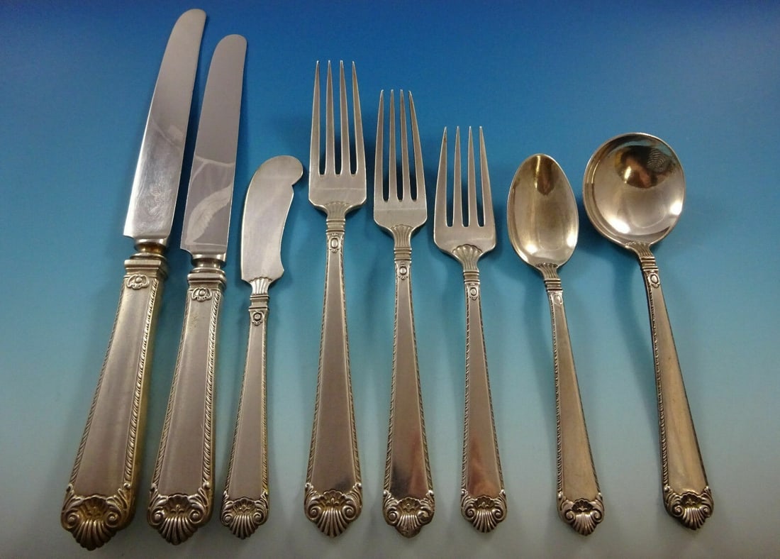 Watson George II Rex Sterling Silver Flatware Set for 8 with 72 Pieces: Watson George II Rex Sterling Silver Flatware Set for 8 with 72 Pieces Presenting an exquisite George II Rex flatware dinner size set, crafted from high-quality sterling silver by the renowned maker W