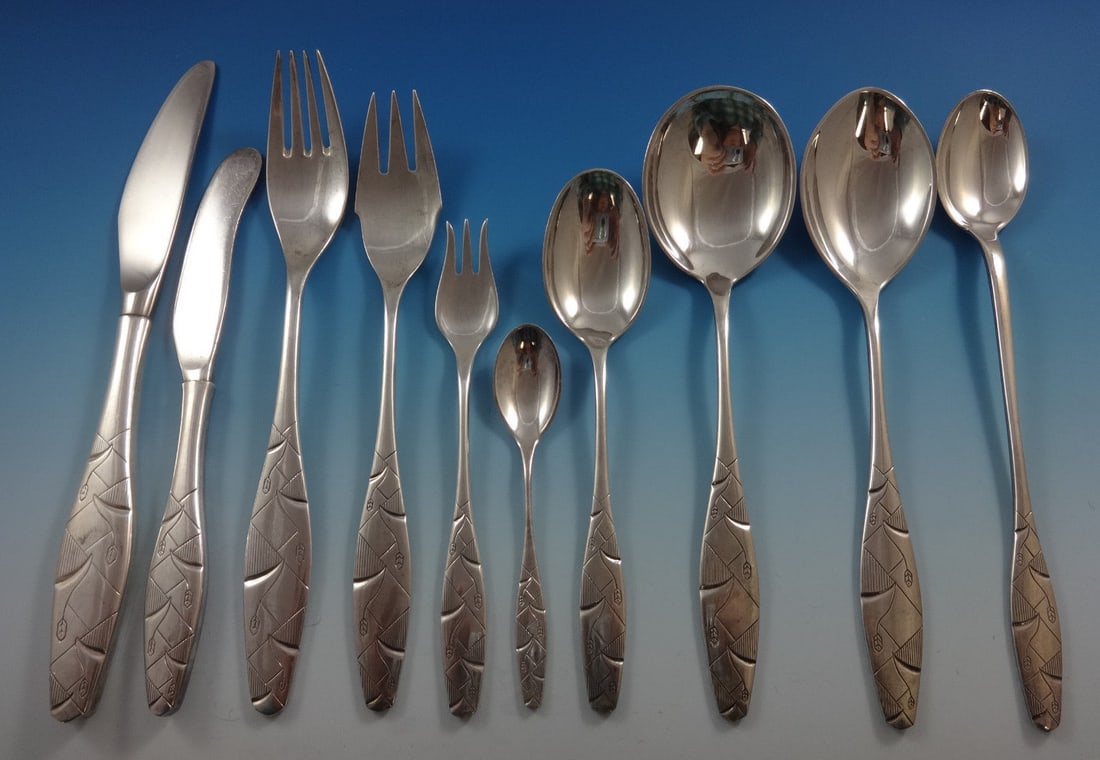 A. Dragsted Diamant 117-Piece Danish Sterling Silver Flatware Set: A. Dragsted Diamant 117-Piece Danish Sterling Silver Flatware Set Discover the exquisite Diamant flatware set crafted by A. Dragsted, a prominent Danish company known for its royal jewelry. This uniqu
