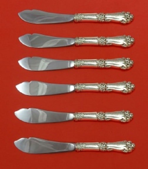 Reed & Barton La Marquise Sterling Silver Trout Knife Set 6pc: Reed & Barton La Marquise Sterling Silver Trout Knife Set 6pc This exquisite 6-piece trout knife set is crafted from sterling silver in the elegant La Marquise pattern by Reed & Barton. Each knife fea