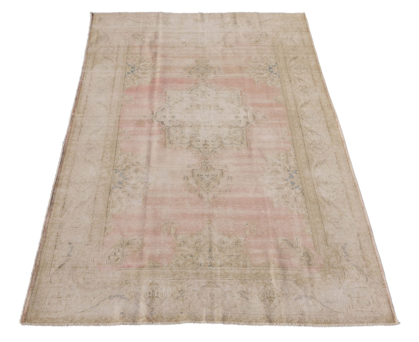 Vintage Hand-Crafted Rug 6'4" x 9'4" Faded Pink Geometric Design: Vintage Hand-Crafted Rug 6'4" x 9'4" Faded Pink Geometric Design Free continental US Shipping Elevate your space with this exquisite vintage rug, featuring a low pile and a faded pink hue. The rug sho