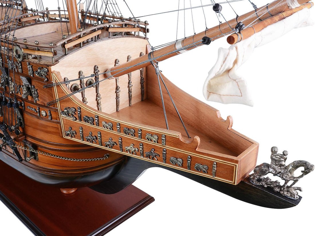 Sovereign of the Seas XL Replica Model in Exotic Wood: Sovereign of the Seas XL Replica Model in Exotic Wood Presenting the Sovereign of the Seas Replica, a stunning model crafted with exquisite attention to detail. This limited edition piece features a t