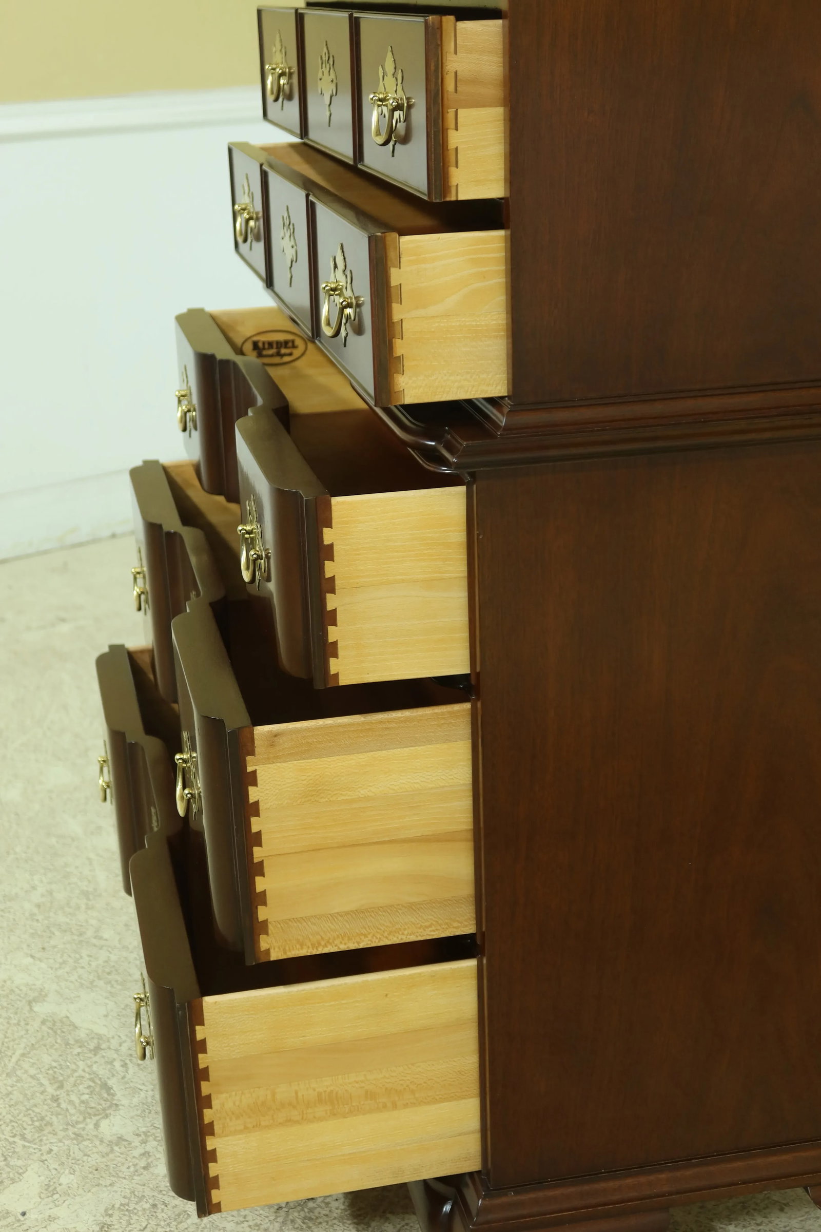 Kindel Oxford Mahogany Block Front High Chest Chippendale Style - 9