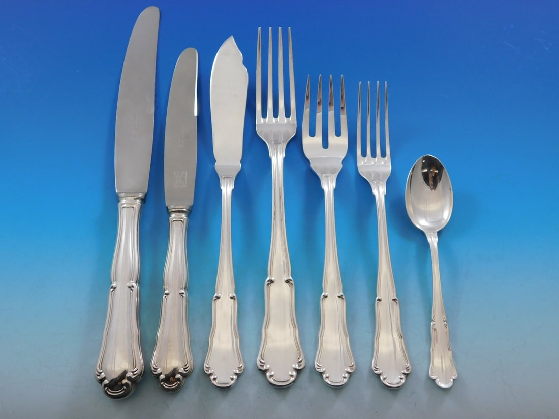 Zaramella Argenti Barocco 800 Silver Flatware Set 113 Pieces Italy: Zaramella Argenti Barocco 800 Silver Flatware Set 113 Pieces Italy Experience the epitome of luxury dining with this exquisite Barocco flatware set by Zaramella Argenti. Crafted from 800 silver, this
