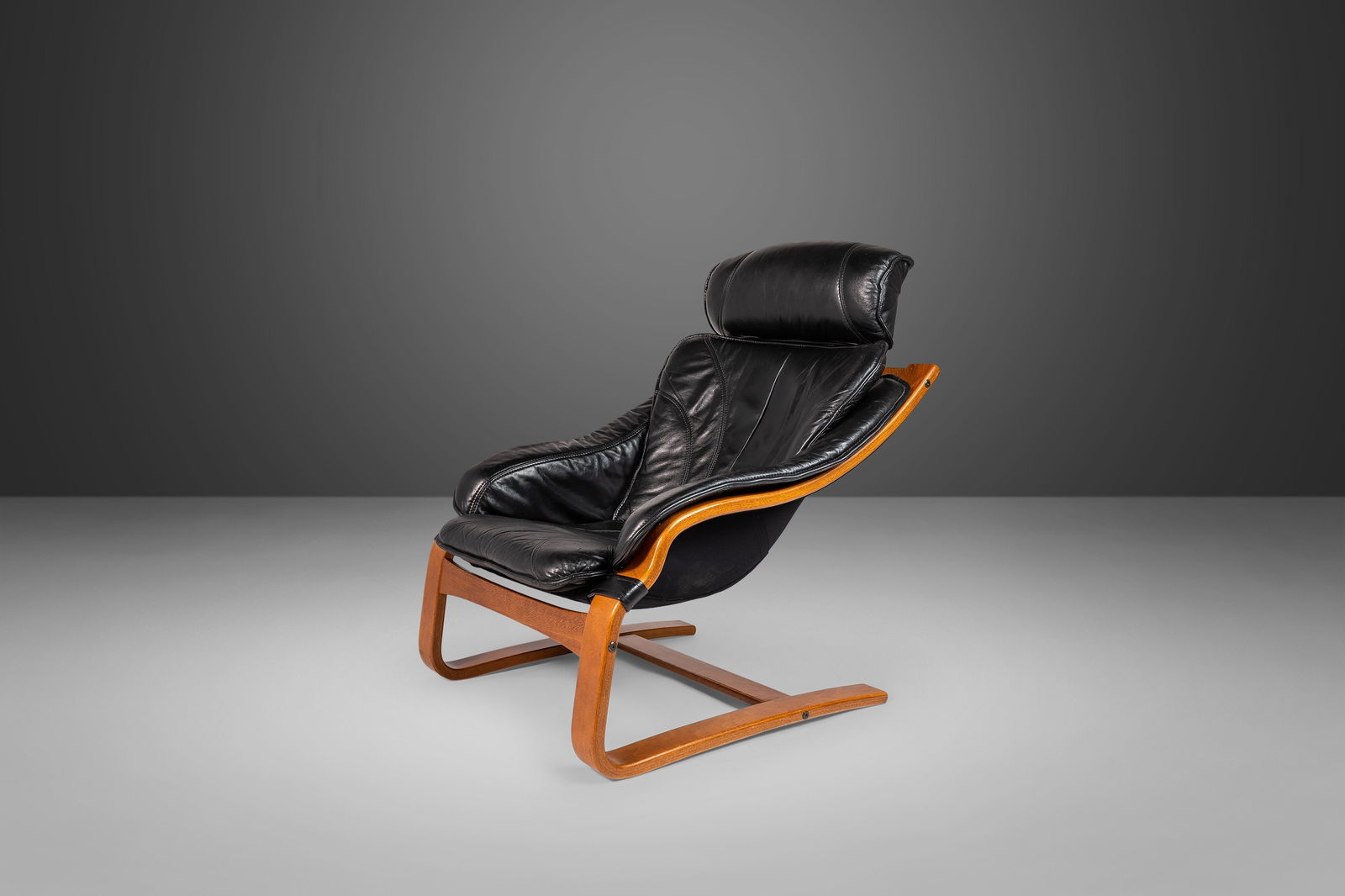 1970s Swedish Modern Bentwood Lounge Chair by Ake Fribytter for Nelo Mobel (1 of 10)