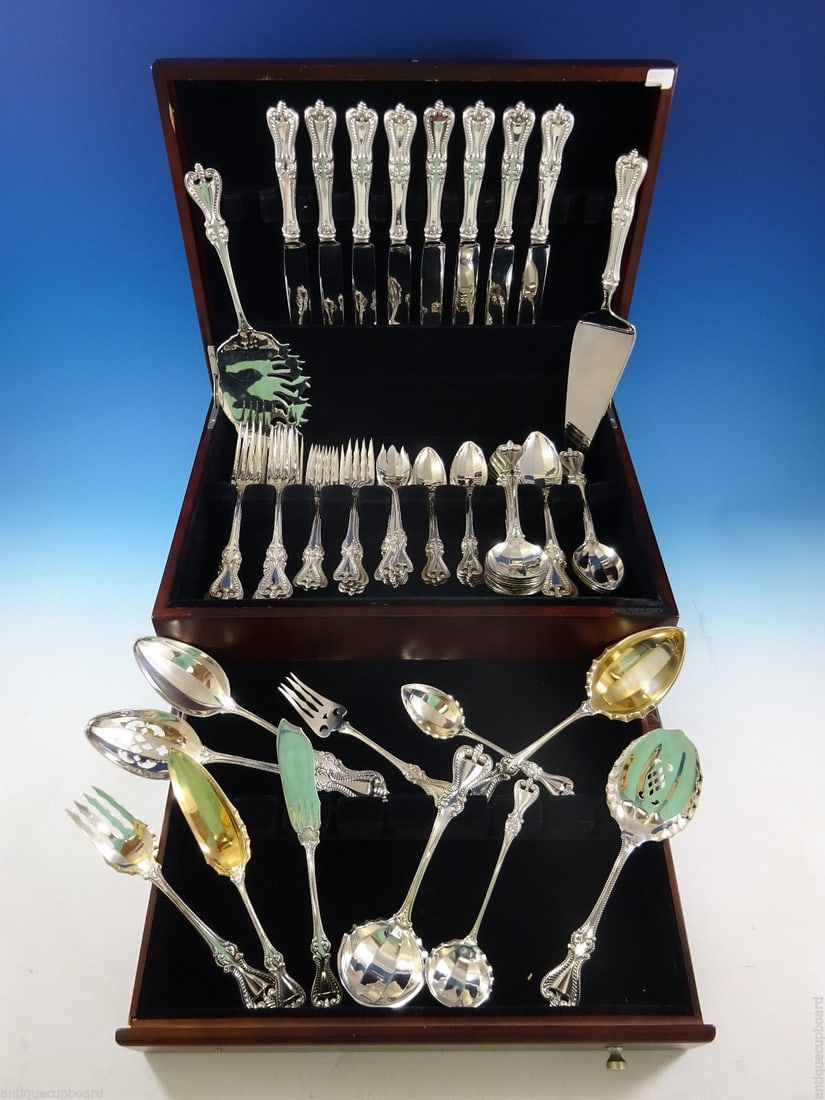 Towle Old Colonial Sterling Silver Flatware Set for 8 69 Pieces with Storage Chest: Towle Old Colonial Sterling Silver Flatware Set for 8 69 Pieces with Storage Chest This exquisite Old Colonial flatware set by Towle is a stunning addition to any dining experience. Crafted from sterl