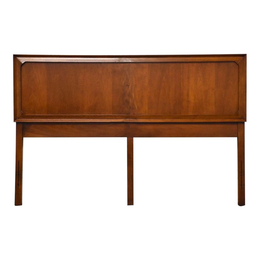 Broyhill Premier Mid Century Walnut Queen Headboard 60.125": Broyhill Premier Mid Century Walnut Queen Headboard 60.125" Elevate your bedroom with this stunning mid-century modern queen headboard crafted from rich walnut. Designed with clean lines and a timeles