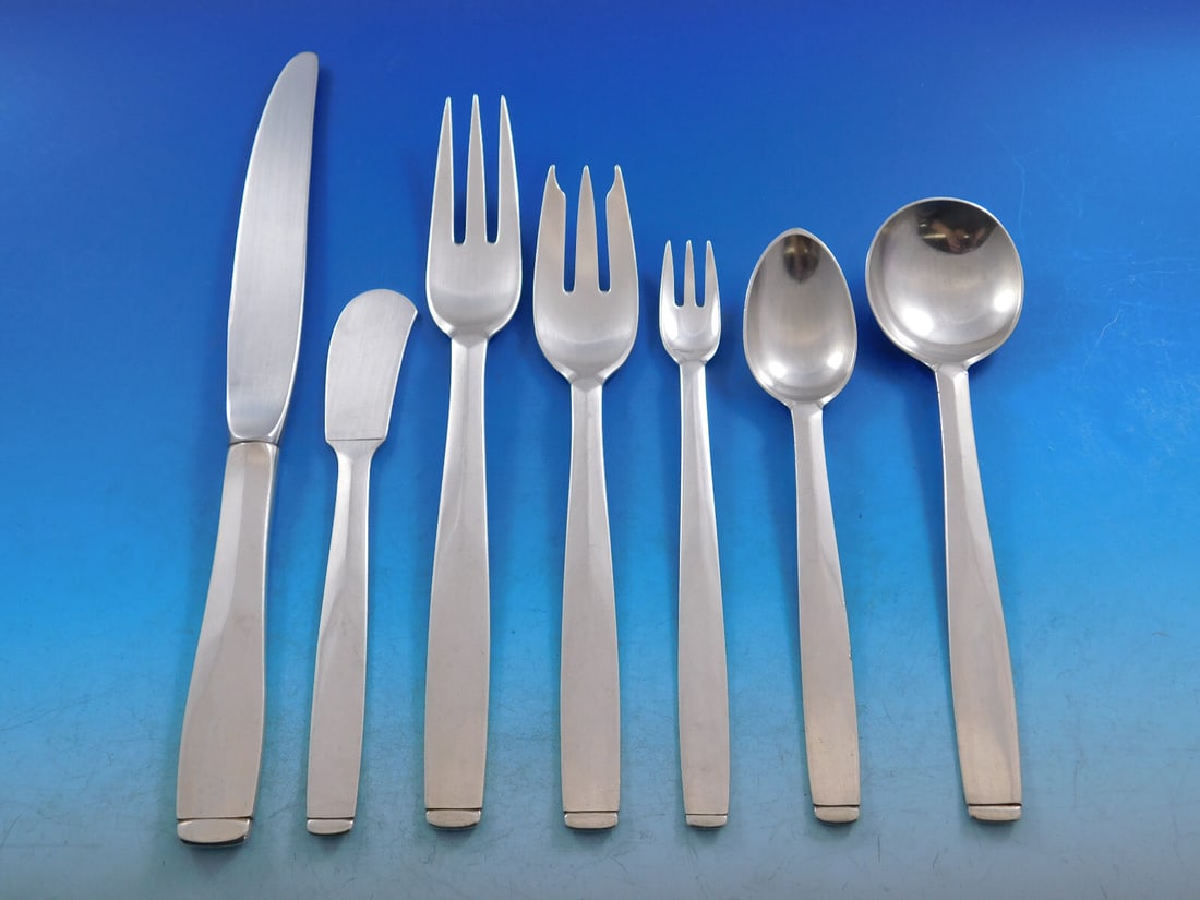 Porter Blanchard Oslo Sterling Silver Flatware Set 70 pcs Arts & Crafts: Porter Blanchard Oslo Sterling Silver Flatware Set 70 pcs Arts & Crafts Introducing the Oslo Sterling Silver Flatware Set by Porter Blanchard, a stunning collection that embodies the Arts & Crafts sty