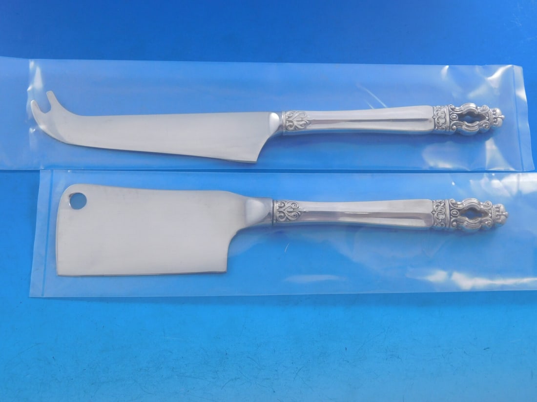 Gorham Sovereign Hispana Sterling Silver Cheese Serving Set 2pc: Gorham Sovereign Hispana Sterling Silver Cheese Serving Set 2pc Presenting a stunning 2-piece cheese serving set from the Sovereign Hispana line by Gorham, crafted from high-quality sterling silver. T