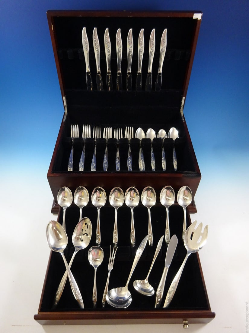 Oneida Young Love Sterling Silver Flatware Set 48 Pieces for 8 with Storage Chest: Oneida Young Love Sterling Silver Flatware Set 48 Pieces for 8 with Storage Chest Enhance your dining experience with the Young Love flatware set by Oneida, crafted from high-quality sterling silver.