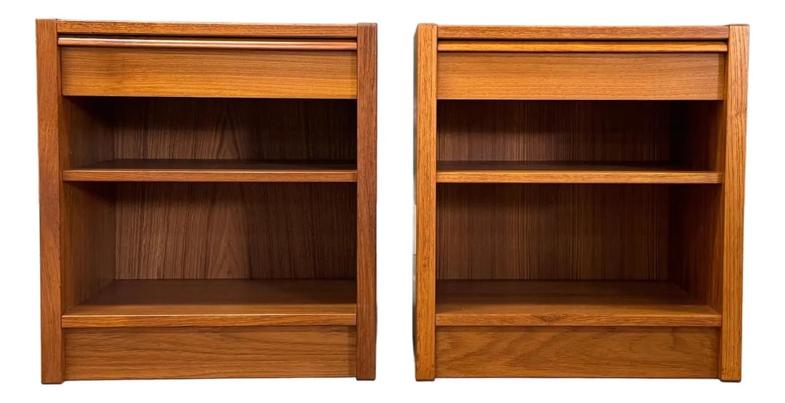 Mid Century Modern Teak Nightstands by Jesper - Pair of 1960s Nightstands: Mid Century Modern Teak Nightstands by Jesper - Pair of 1960s Nightstands This elegant pair of 1960s Danish Modern nightstands, crafted from high-quality teak by Jesper International, showcases a time