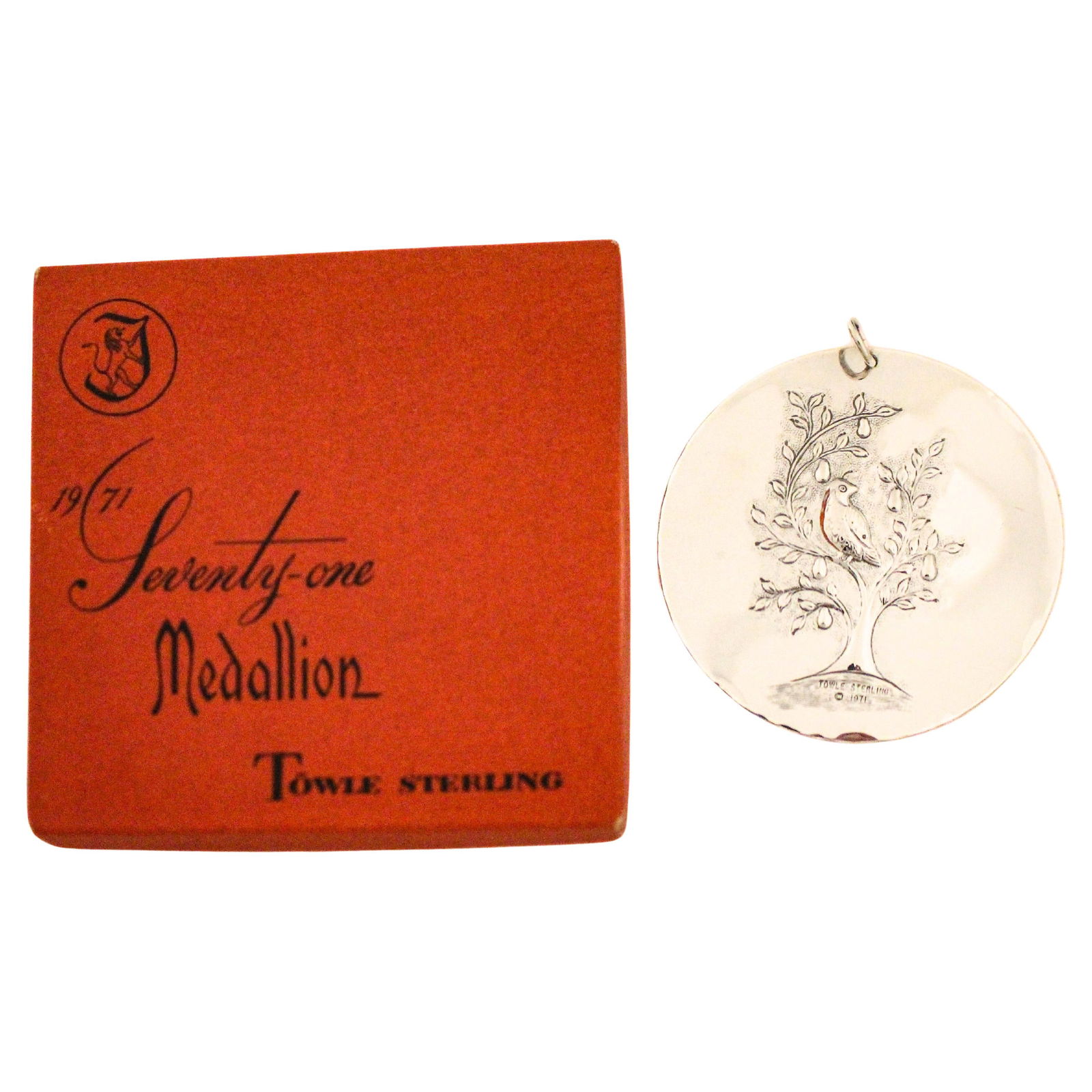 Towle Silversmiths 1971 Sterling Silver Christmas Ornament (1 of 5)