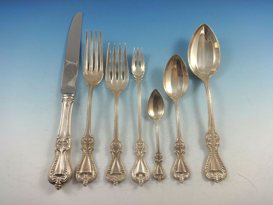 Towle Old Colonial Sterling Silver Flatware Set for 8 61 Pieces with Storage Chest: Towle Old Colonial Sterling Silver Flatware Set for 8 61 Pieces with Storage Chest Experience the elegance of the Old Colonial pattern by Towle with this exquisite sterling silver flatware set for eig