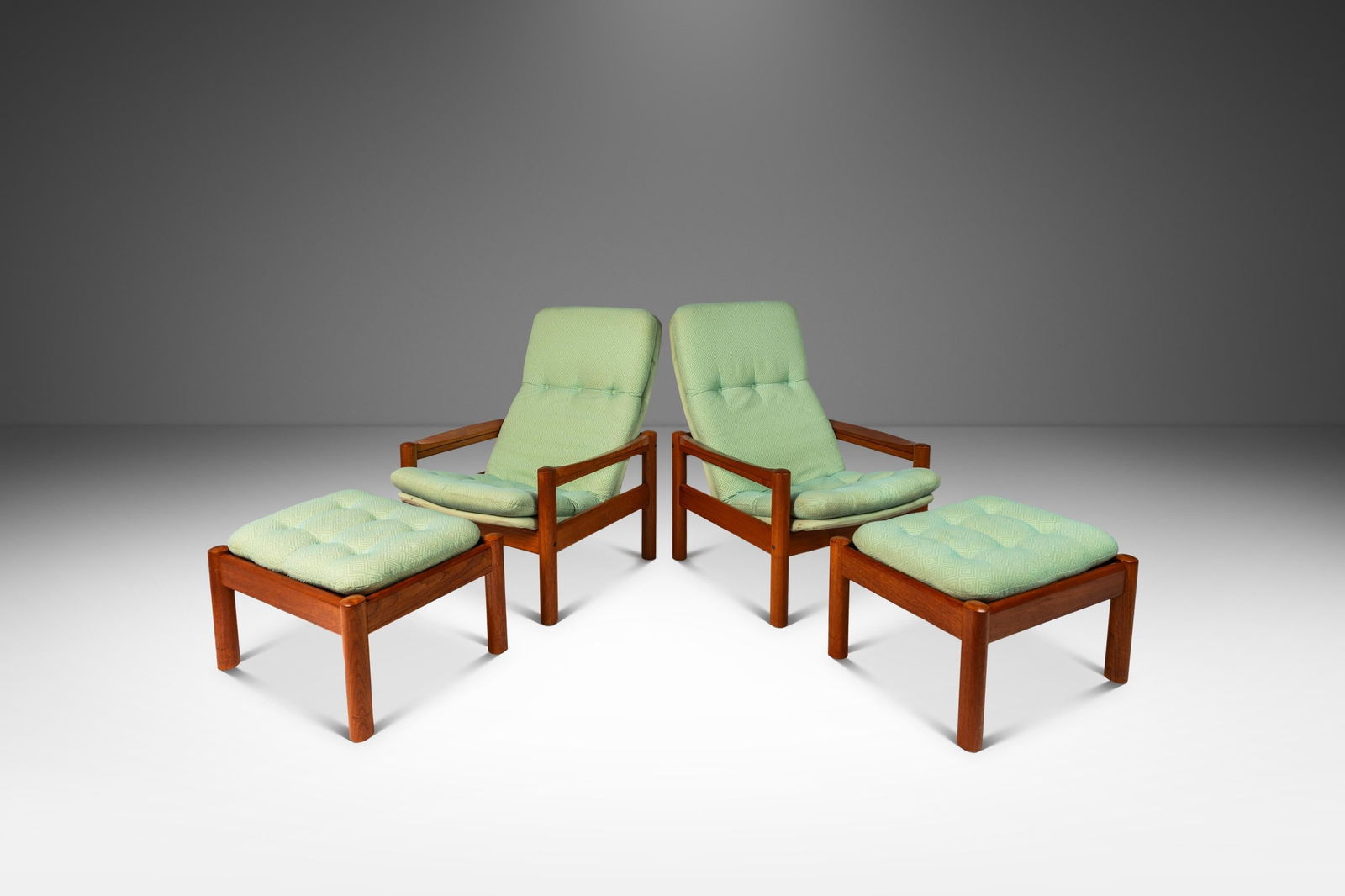 Danish Mid-Century Modern Lounge Chair Set with Ottomans by Domino Mobler: Danish Mid-Century Modern Lounge Chair Set with Ottomans by Domino Mobler Introducing a stunning set of two Danish Mid-Century Modern lounge chairs accompanied by matching ottomans, crafted from solid