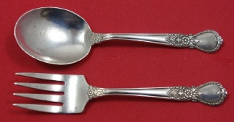 Weidlich Sterling Silver Ballet Baby Set 2pc Spoon Fork 4 3/8 inches: Weidlich Sterling Silver Ballet Baby Set 2pc Spoon Fork 4 3/8 inches This exquisite 2-piece baby set, crafted in sterling silver, features the elegant Ballet pattern, also known as Silver Rose, by Wei