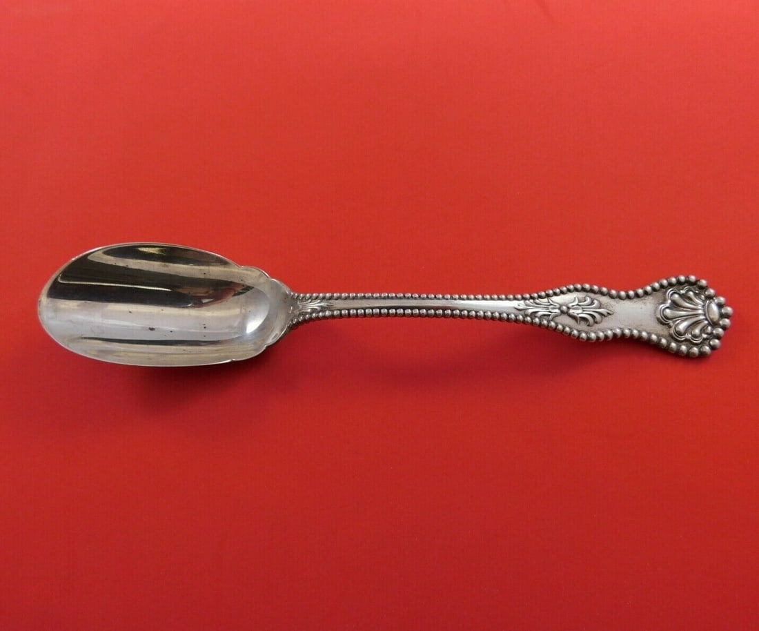 Dominick & Haff Charles II Sterling Silver Cheese Scoop 8 1/8": Dominick & Haff Charles II Sterling Silver Cheese Scoop 8 1/8" This exquisite cheese scoop from Dominick & Haff features the elegant Charles II pattern, crafted from high-quality sterling silver. Meas