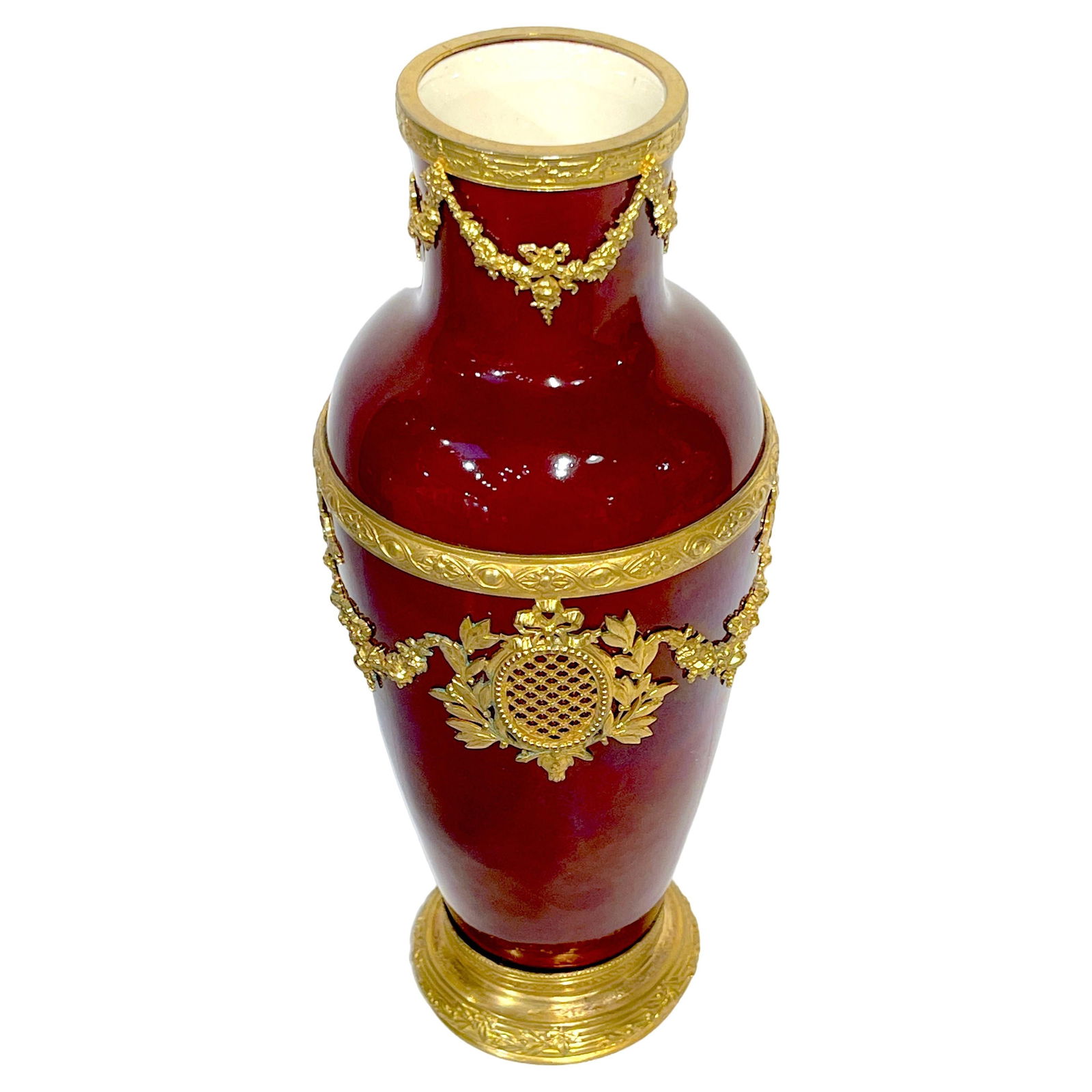 Paul Milet Sevres Red Flambe Ormolu Neoclassical Vase 1925: Paul Milet Sevres Red Flambe Ormolu Neoclassical Vase 1925 This exquisite red flambe ormolu mounted neoclassical vase is designed by Paul Milet (1870-1950) and executed by Sevres Porcelain. The vase s