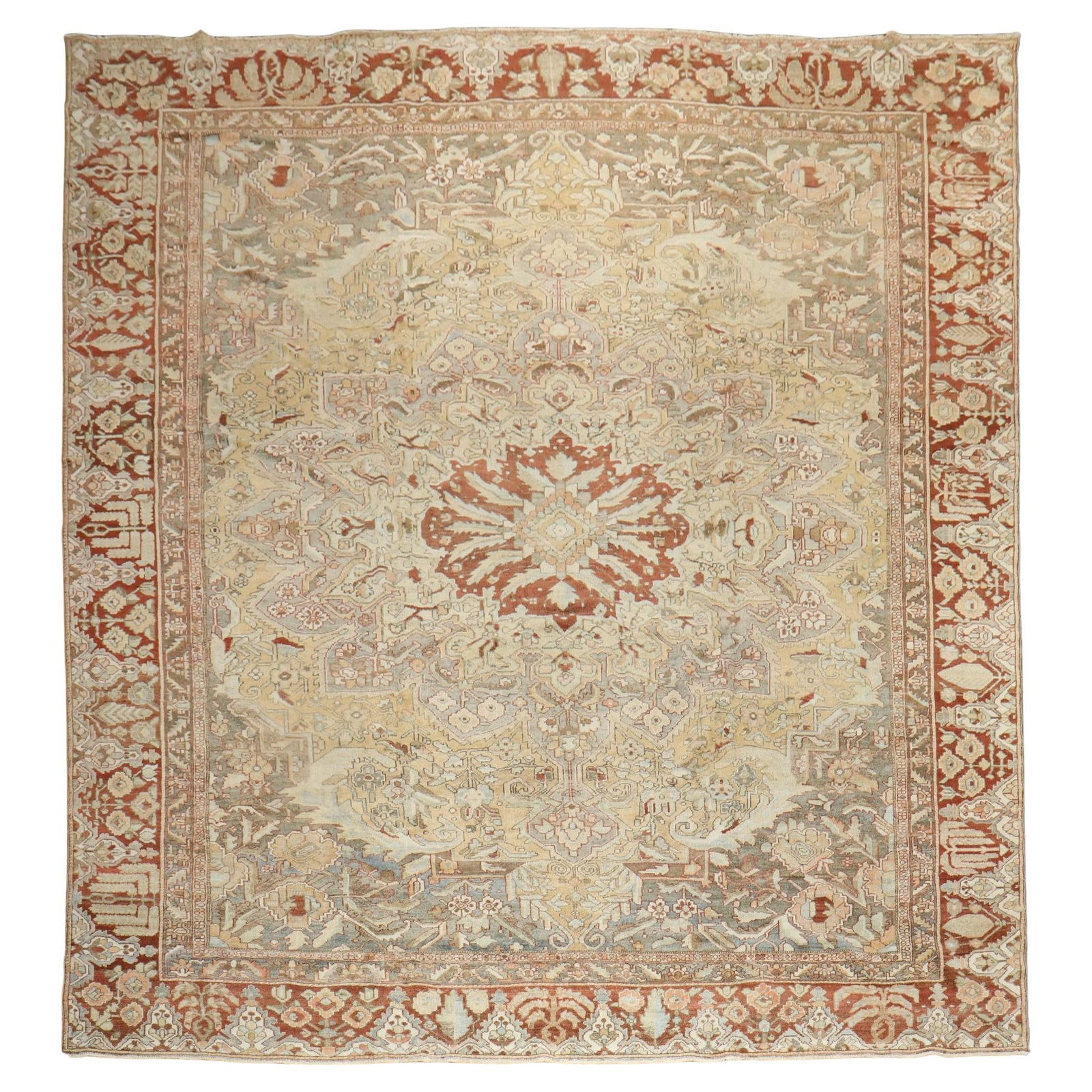 Antique Persian Bakhtiari Rug 11'6 x 14'2 Hand-Knotted Wool Serapi Style: Antique Persian Bakhtiari Rug 11'6 x 14'2 Hand-Knotted Wool Serapi Style This exquisite early 20th Century Persian Bakhtiari rug features a stunning Serapi style, characterized by its intricate patter