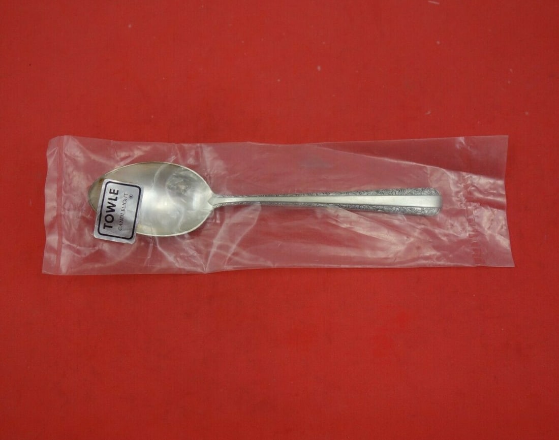 Towle Candlelight Sterling Silver 6 3/4 Inch Place Soup Spoon: Towle Candlelight Sterling Silver 6 3/4 Inch Place Soup Spoon Discover the exquisite Candlelight pattern by Towle, featuring a stunning sterling silver place soup spoon measuring 6 3/4 inches. This el