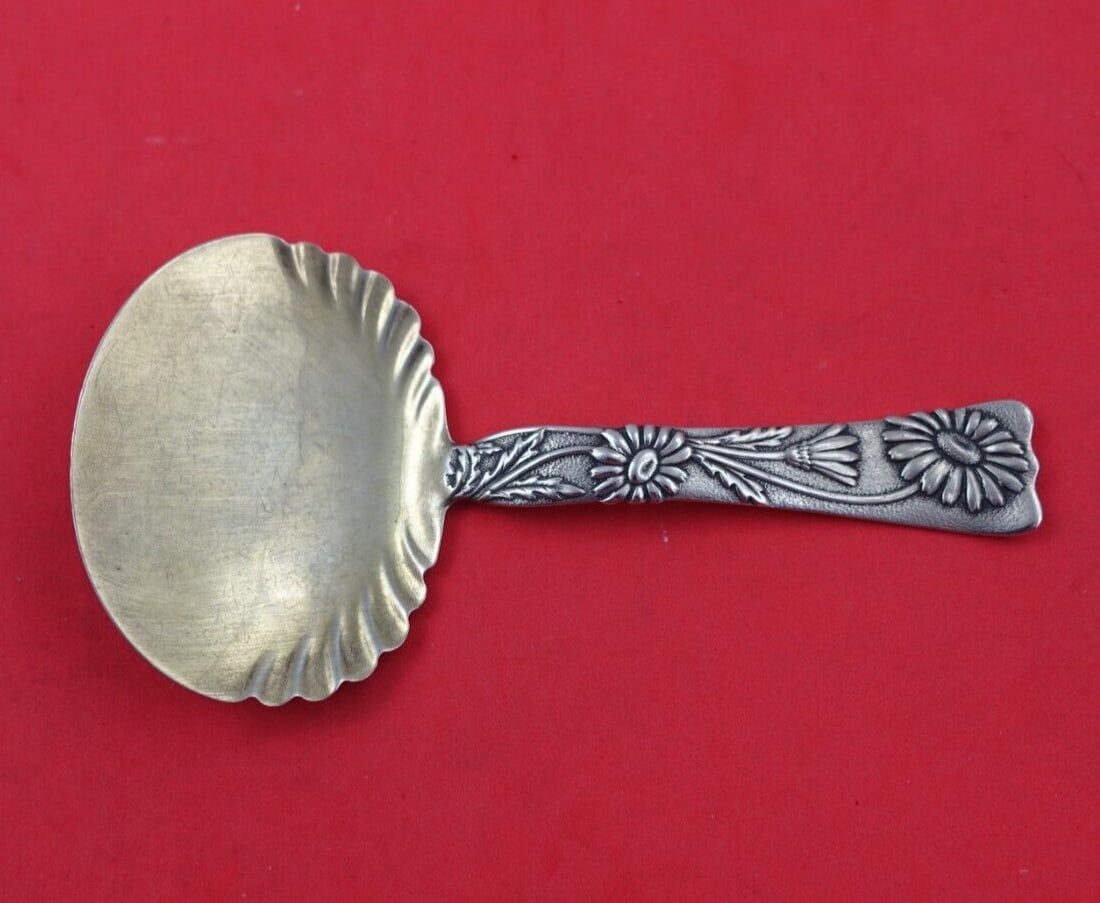 Tiffany & Co Vine Sterling Silver Bon Bon Spoon 5.25 inches: Tiffany & Co Vine Sterling Silver Bon Bon Spoon 5.25 inches This exquisite Bon Bon Spoon from the Vine pattern by Tiffany & Co. is a stunning piece crafted from sterling silver (.925). Measuring 5 1/4