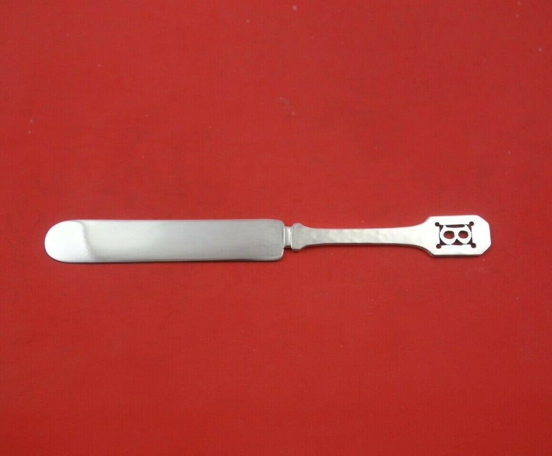 Shreve Norman Hammered Sterling Silver Dessert Knife with Pierced Monogram B: Shreve Norman Hammered Sterling Silver Dessert Knife with Pierced Monogram B This exquisite dessert knife features the Norman Hammered pattern by Shreve, crafted from high-quality sterling silver with