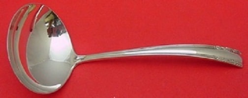 Alvin Chapel Bells Sterling Silver Gravy Ladle 6 Inch Serving: Alvin Chapel Bells Sterling Silver Gravy Ladle 6 Inch Serving This exquisite 6" gravy ladle from the renowned Chapel Bells pattern by Alvin is crafted from high-quality sterling silver. Dating back to