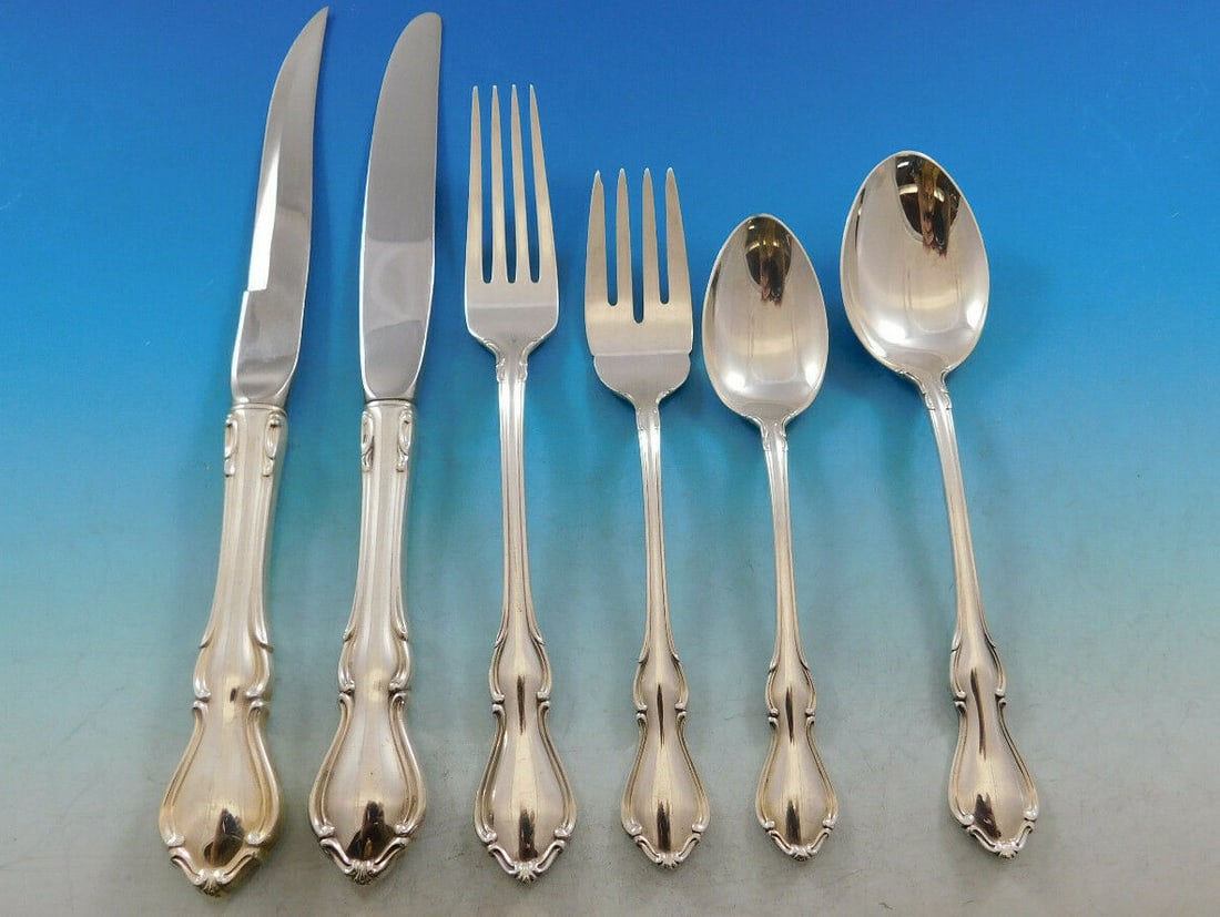Reed & Barton Hampton Court Sterling Silver Flatware Set 79 Pieces with Storage Chest: Reed & Barton Hampton Court Sterling Silver Flatware Set 79 Pieces with Storage Chest Presenting the exquisite Hampton Court Sterling Silver Flatware Set by Reed & Barton, featuring a comprehensive co