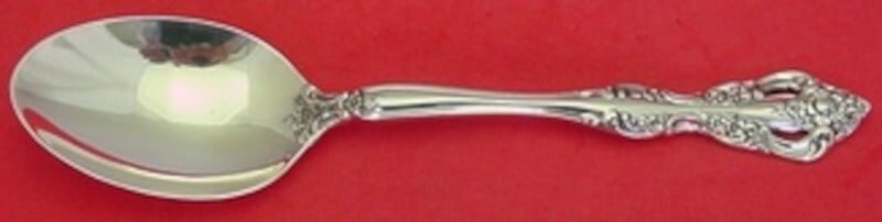 Oneida Michelangelo Sterling Silver Serving Spoon 8 1/4 Inch: Oneida Michelangelo Sterling Silver Serving Spoon 8 1/4 Inch This exquisite serving spoon is part of the Michelangelo pattern by Oneida, crafted in high-quality sterling silver. Measuring 8 1/4 inches