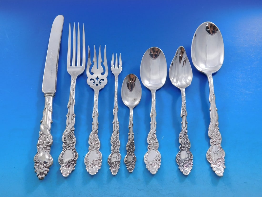 Columbia 1847 Rogers Bros Silverplate Flatware Set 104 pcs for 12: Columbia 1847 Rogers Bros Silverplate Flatware Set 104 pcs for 12 Introducing the Columbia Silverplate Flatware Set by 1847 Rogers Bros., a striking collection designed for the 1893 Columbian Expositi