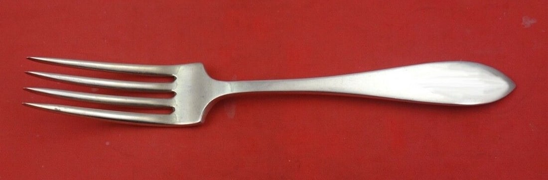 Schofield La Rochelle Sterling Silver Fork 6 3/4" Vintage: Schofield La Rochelle Sterling Silver Fork 6 3/4" Vintage Discover the elegance of the La Rochelle pattern with this exquisite sterling silver regular fork by Schofield. Crafted between 1850 and 1899,