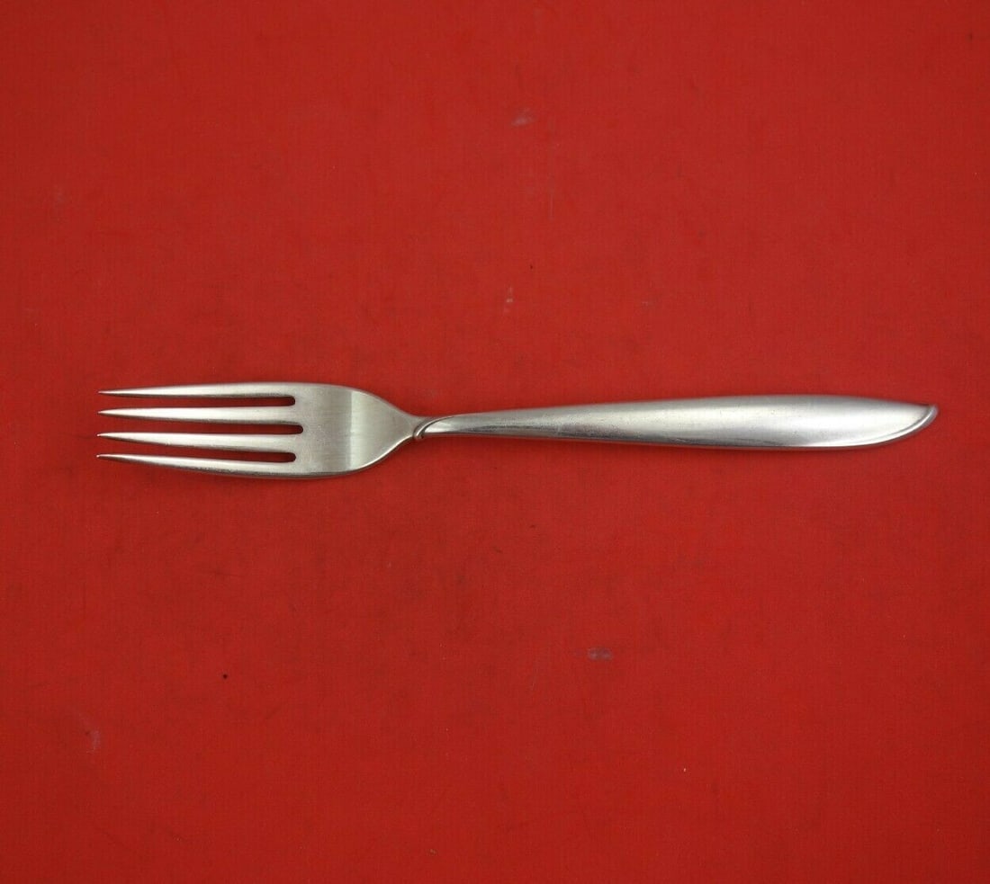 International Sterling Silver Fork Silver Rhythm 7.25 Inches: International Sterling Silver Fork Silver Rhythm 7.25 Inches Elevate your dining experience with the Silver Rhythm Fork by International Sterling. Crafted from high-quality sterling silver, this regul