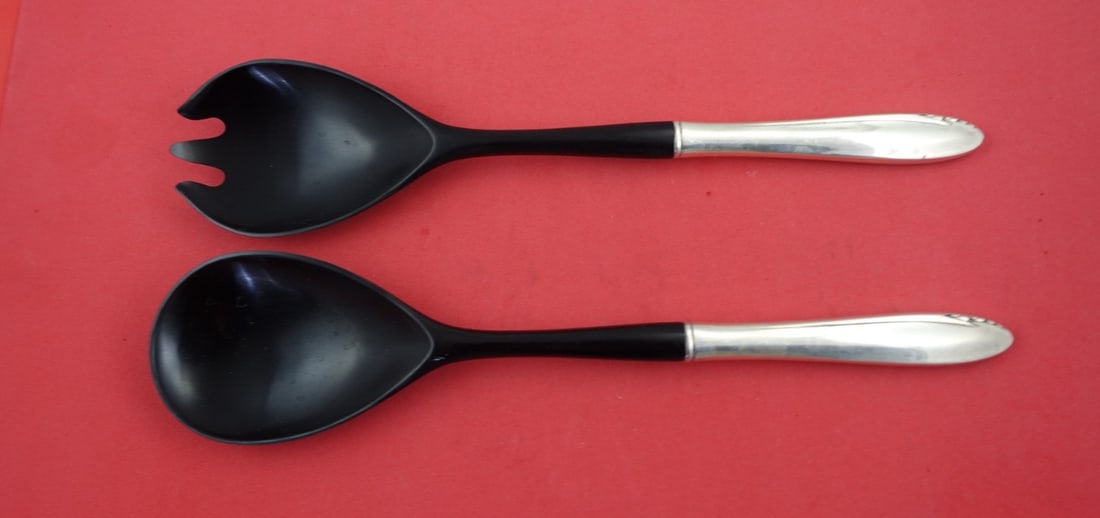 Oneida Lasting Spring Sterling Silver Salad Serving Set 11.25 inch: Oneida Lasting Spring Sterling Silver Salad Serving Set 11.25 inch Elevate your dining experience with the Lasting Spring Salad Serving Set by Oneida. This exquisite set features a beautiful sterling