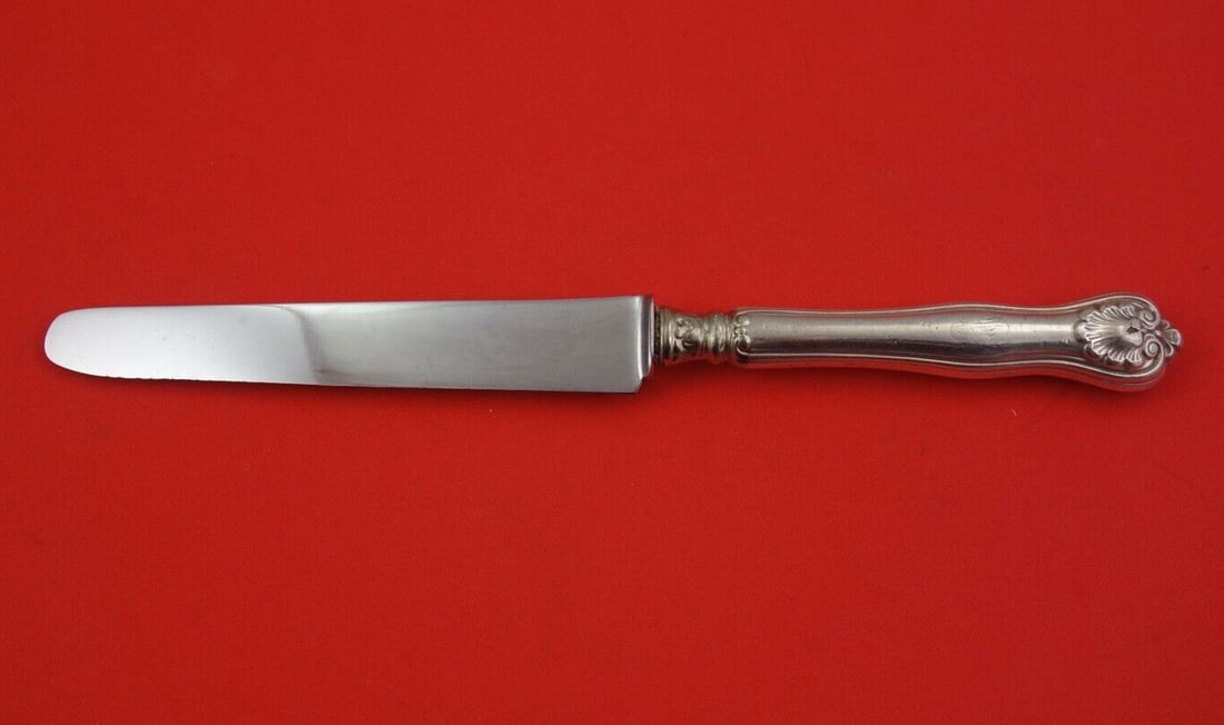 French Sterling Silver Dinner Knife 9 7/8in Steel Plated Blades Monogrammed: French Sterling Silver Dinner Knife 9 7/8in Steel Plated Blades Monogrammed This elegant French Sterling dinner knife showcases a timeless design crafted from sterling silver. With a length of 9 7/8",