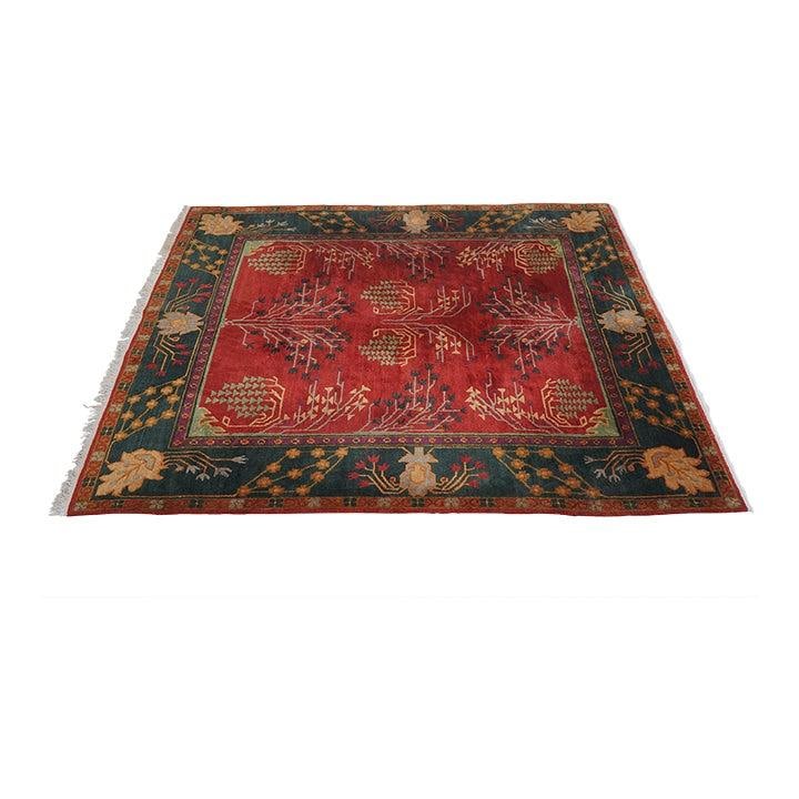 Donegal Brothers Arts & Crafts Hand Knotted Wool Rug 8 x 10 Red: Donegal Brothers Arts & Crafts Hand Knotted Wool Rug 8 x 10 Red This stunning Donegal Branches Arts & Crafts rug features a beautiful hand-knotted construction, showcasing vibrant colors in the iconic