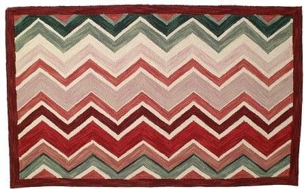 Handcrafted 3x5 Arts and Crafts Wool Rug Vivid Flame Design: Handcrafted 3x5 Arts and Crafts Wool Rug Vivid Flame Design Introducing a beautifully handcrafted 3x5 wool rug featuring a vivid flame design, perfect for enhancing your living space. This rug is meti