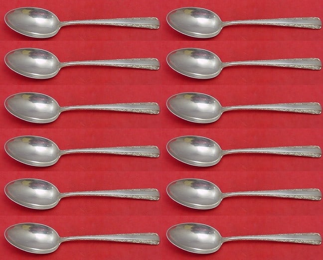 Towle Candlelight Sterling Silver Teaspoon Set 12 Pieces 6 Inches: Towle Candlelight Sterling Silver Teaspoon Set 12 Pieces 6 Inches This exquisite 12-piece set of teaspoons in the Candlelight pattern by Towle is crafted from high-quality sterling silver, dating back
